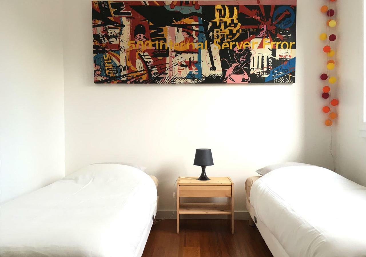 Art_Booking . . . By Benoit_B Duingt Extérieur photo